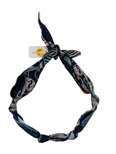 Navy Chain Patterned Scarf Necklace